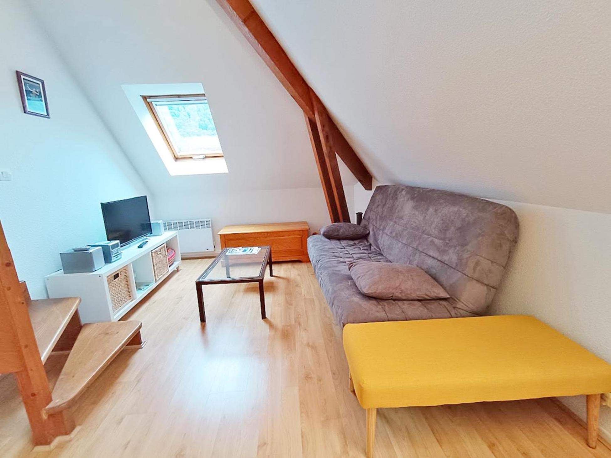 Апартаменти Chez Charlotte, T3 Duplex, Vue Montagne, Parking Gratuit, Ascenseur, 4 Personnes Bagneres-de-Luchon Екстер'єр фото
