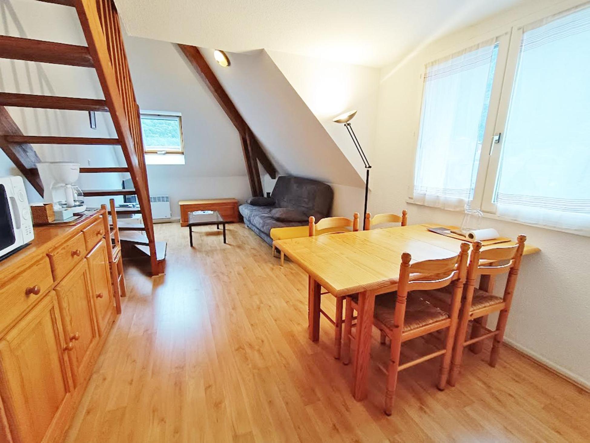 Апартаменти Chez Charlotte, T3 Duplex, Vue Montagne, Parking Gratuit, Ascenseur, 4 Personnes Bagneres-de-Luchon Екстер'єр фото